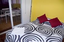 מדריד Babel Guesthouse מראה חיצוני תמונה